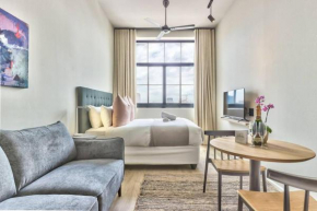 Tastefully Furnished Urban Apartment w/ Views